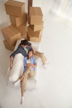 SL4 Furniture Movers Windsor